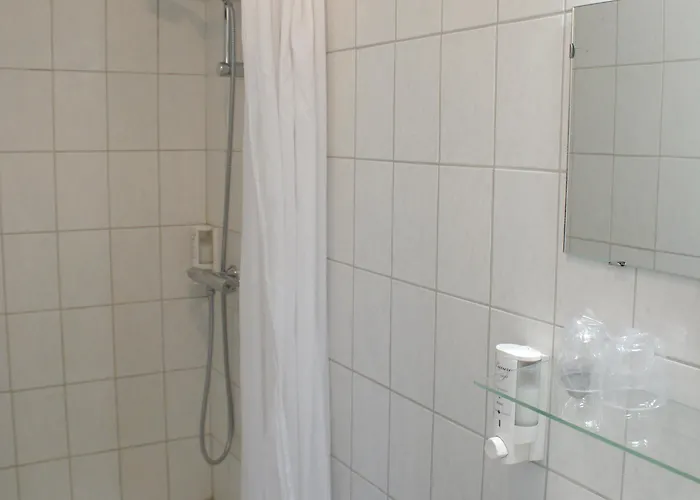 Отель Fletcher Restaurant Bon Repos 3*