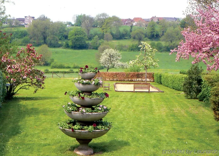 Отель Fletcher Restaurant Bon Repos