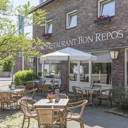 Fletcher Restaurant Bon Repos מלון